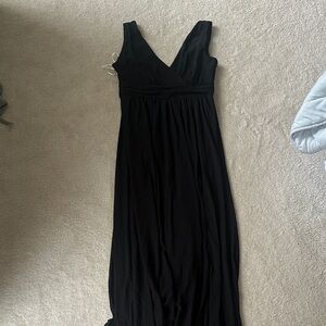 Lulu's Classic Black Maxi Dress